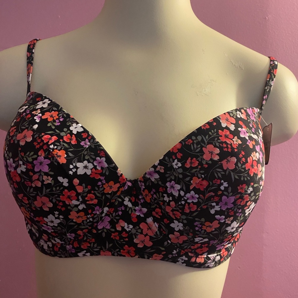 Bikini Top NWT